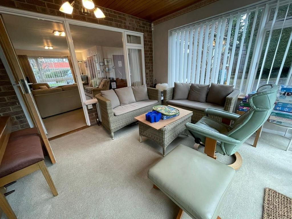 Sun room 2.jpg