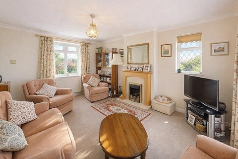 2 bedroom detached bungalow for sale, Chestnut Drive, Herne Bay, CT6 7PU