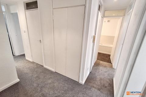 2 bedroom flat to rent, Axiom Avenue, Peterborough, PE3