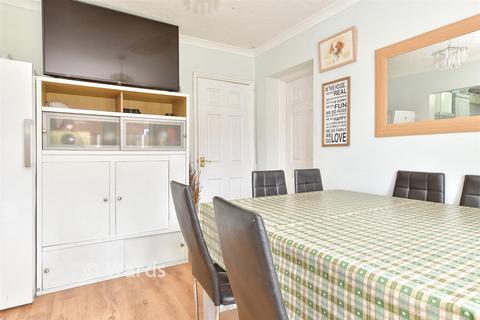4 bedroom chalet for sale, Parish Road, Sheerness ME12