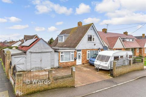 4 bedroom chalet for sale, Parish Road, Sheerness ME12