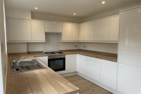undefined, London E14