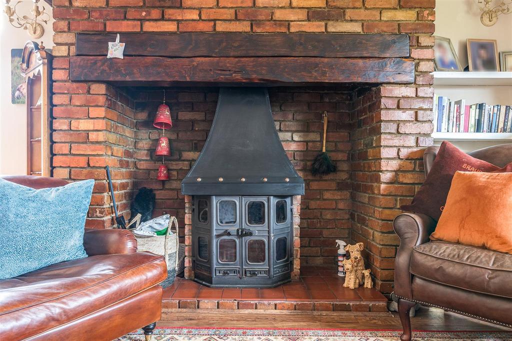 Fireplace.jpg