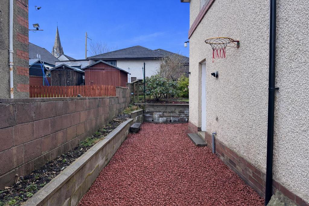 Front Garden Area