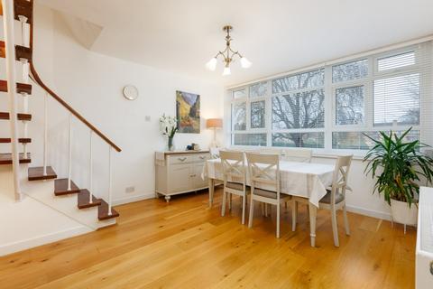 3 bedroom flat for sale, Garden Royal, Kersfield Road, London