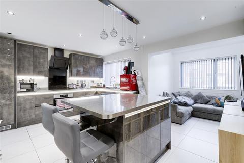 3 bedroom property for sale, Lodge Farm Lane, Nottingham NG5