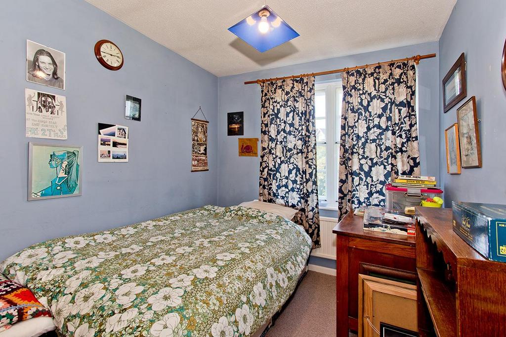 Bed4.jpg