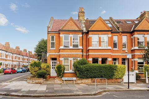 2 bedroom flat to rent, The Avenue, London