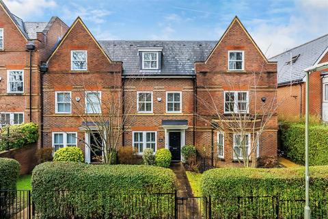 4 bedroom terraced house for sale, REIGATE ROAD, SOUTH LEATHERHEAD, KT22