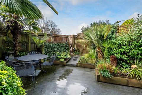 4 bedroom terraced house for sale, REIGATE ROAD, SOUTH LEATHERHEAD, KT22