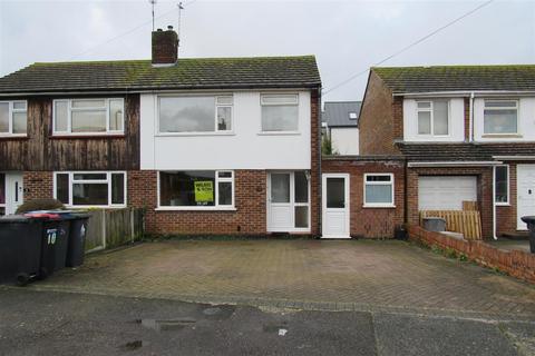 3 bedroom house to rent, Millfield Manor, Whitstable