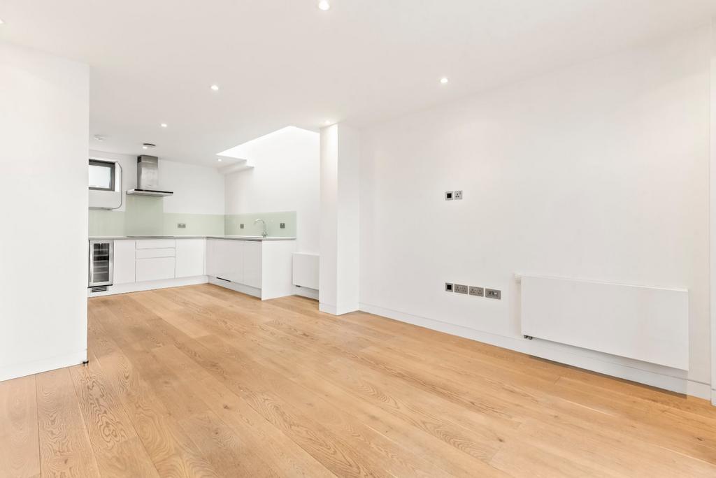 Reception/Kitchen