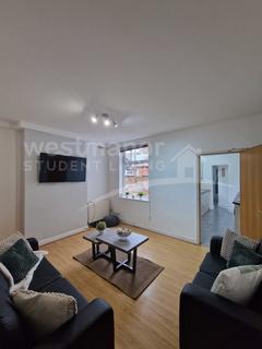 4 bedroom end of terrace house to rent, Roman Street, Leicester LE3