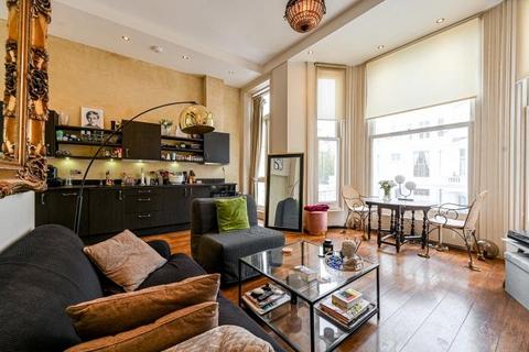 1 bedroom flat for sale, Nevern Road, London, SW5