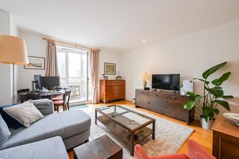 2 bedroom flat for sale, Berkeley Tower, 48 Westferry Circus, London, E14