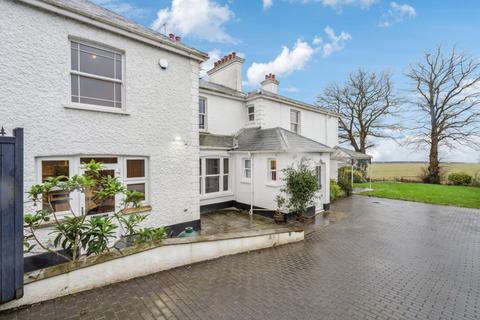 4 bedroom semi-detached house for sale, Heath End Road, Flackwell Heath, High Wycombe, Buckinghamshire, HP10