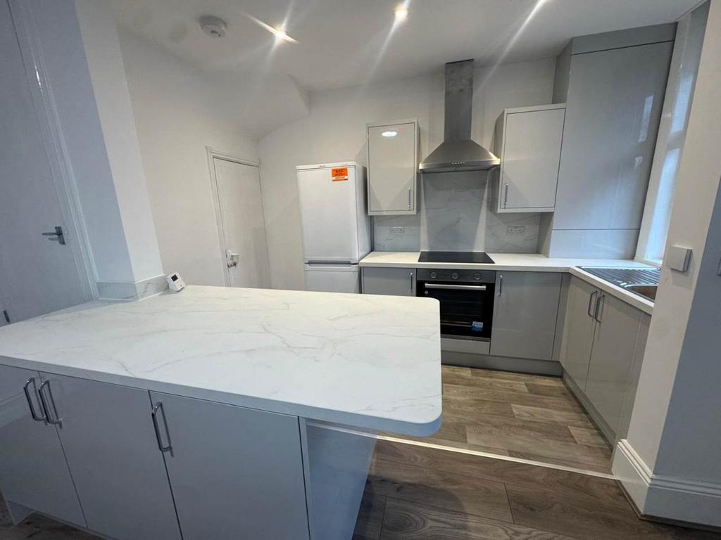 Kitchen (1)