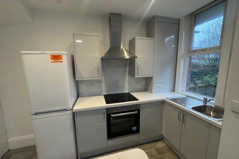 undefined, Stanmore Avenue (Room 2), Leeds LS4