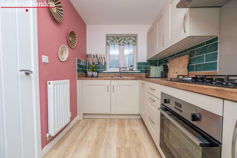 2 bedroom semi-detached house for sale, Bartletts Avenue, Stratford upon Avon, CV37