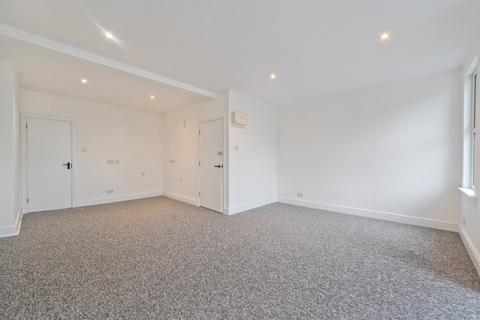 undefined, Elmers End Road, London, SE20