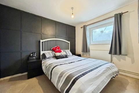 undefined, Linacre Road, Southampton, Hampshire, SO19 6LF