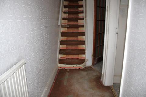 3 bedroom end of terrace house for sale, Milner Street, Old Trafford, Manchester. M16 7GG