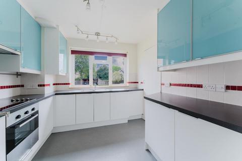 2 bedroom apartment to rent, Sandgate House, Queens Walk, W5 1TN