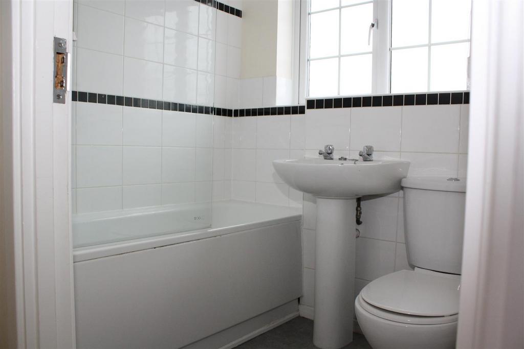 Bathroom.JPG