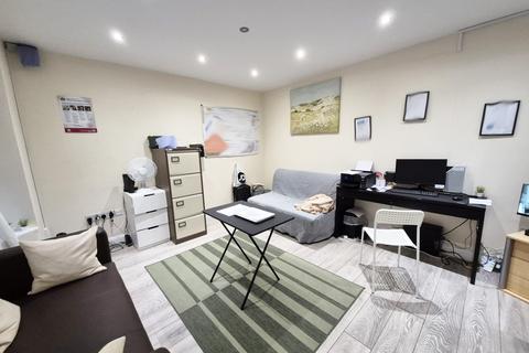 undefined, Fairmead Crescent, HA8