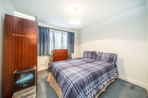 undefined, Worthington Close, Mitcham