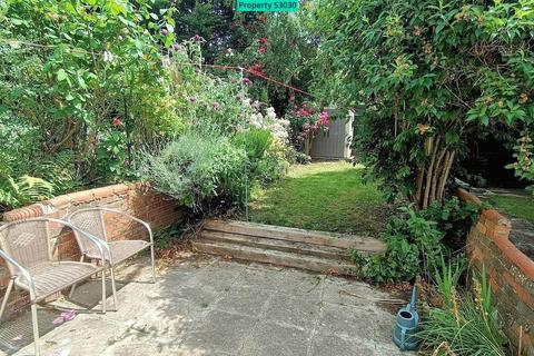 3 bedroom terraced house for sale, Elgar Road, Reading, RG2