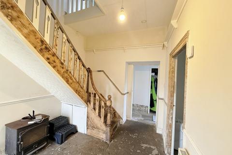 4 bedroom detached house for sale, Bolgoed Rd, Pontarddulais