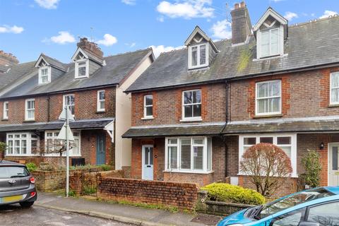 3 bedroom end of terrace house for sale, Tilmore Road, Petersfield