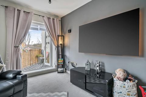 2 bedroom apartment for sale, John Hunt Drive, Popley Basingstoke RG24 9TX