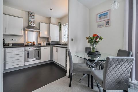 2 bedroom apartment for sale, John Hunt Drive, Popley Basingstoke RG24 9TX