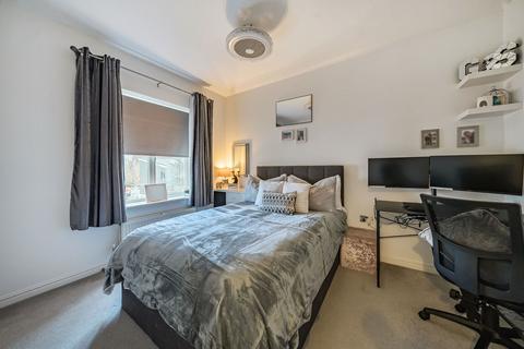 2 bedroom apartment for sale, John Hunt Drive, Popley Basingstoke RG24 9TX