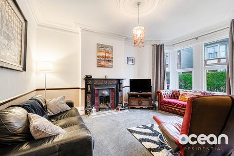 3 bedroom terraced house for sale, Hainault Avenue, Westcliff-on-Sea SS0