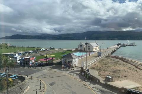 3 bedroom apartment for sale, Pier House, Sea Front, Beaumaris