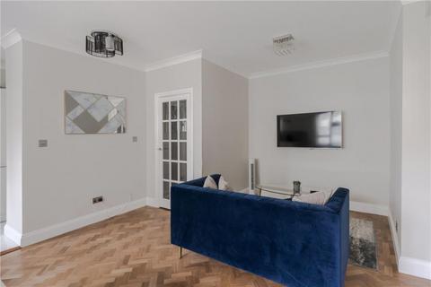 1 bedroom apartment to rent, Park Crescent, London W1B