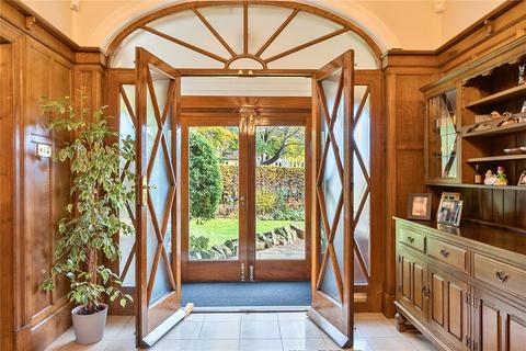 5 bedroom detached house for sale, Oatlands Drive, Harrogate, North Yorkshire, HG2