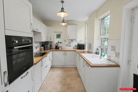 2 bedroom terraced house for sale, Church Lane, Eastbourne BN21