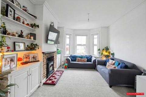 2 bedroom terraced house for sale, Church Lane, Eastbourne BN21