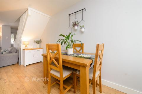 2 bedroom semi-detached house for sale, Humber Road, Dartford, Kent