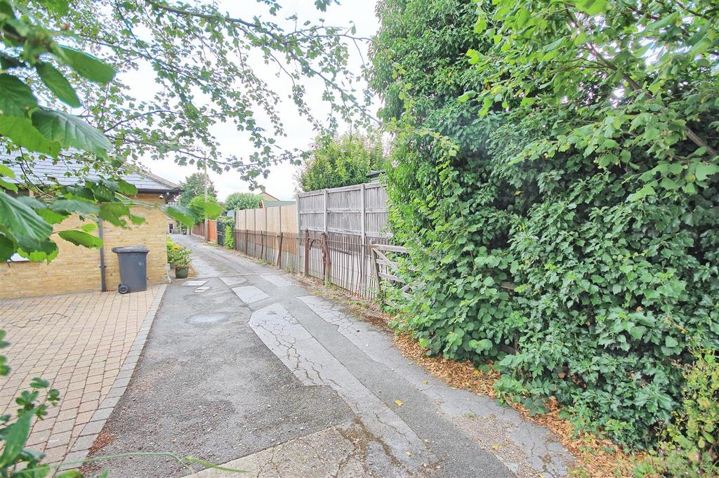 Private driveway