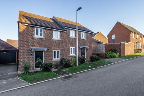undefined, Newbury,  Berkshire,  RG14