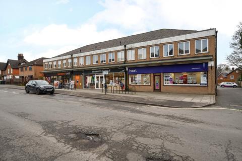 2 bedroom flat for sale, The Grove, Headley Road, Hindhead, Hampshire