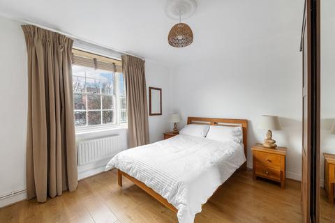 3 bedroom flat for sale, William Bonney Estate, London SW4