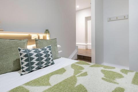 Studio to rent, Great George Street, Leeds LS1