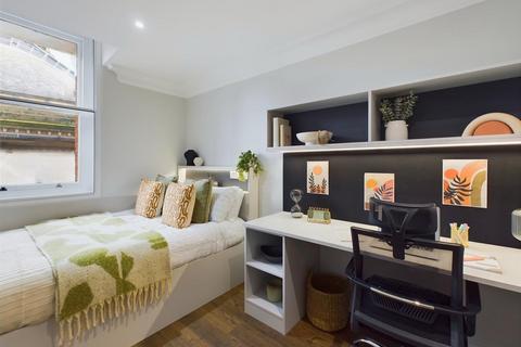 Studio to rent, Great George Street, Leeds LS1