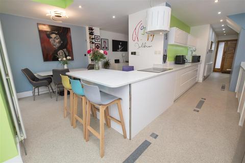 2 bedroom semi-detached house for sale, Sigston Road, Beverley